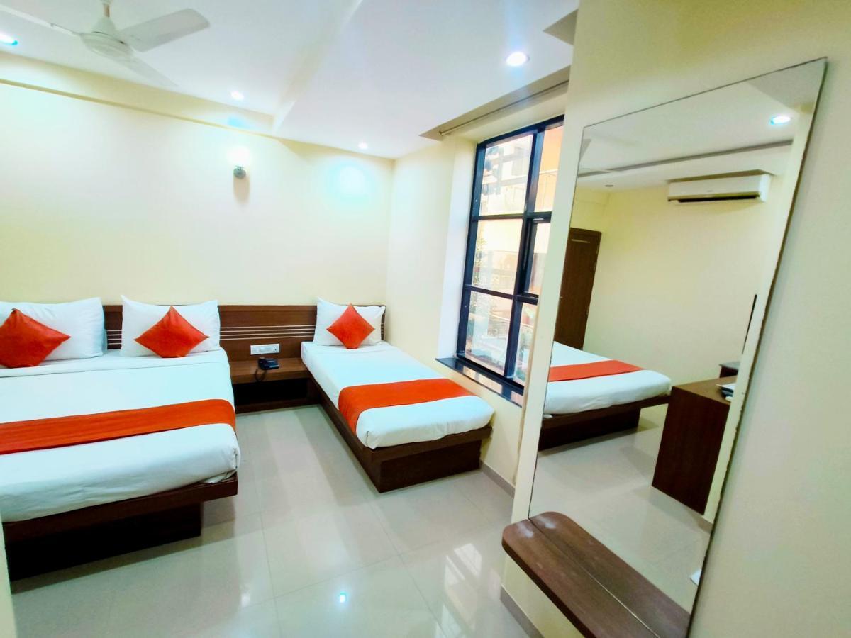 Sai Srushti By Neem Square Otel Shirdi Dış mekan fotoğraf