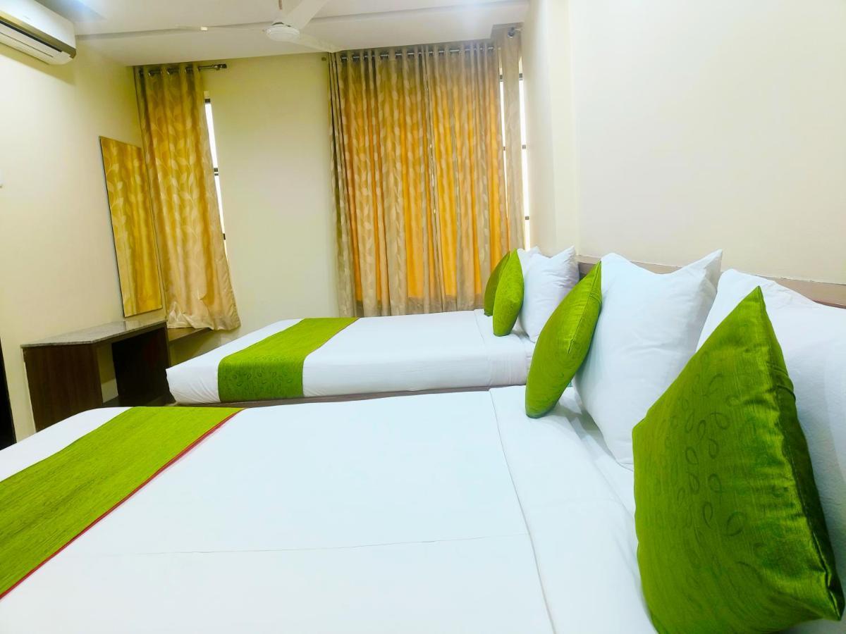 Sai Srushti By Neem Square Otel Shirdi Dış mekan fotoğraf