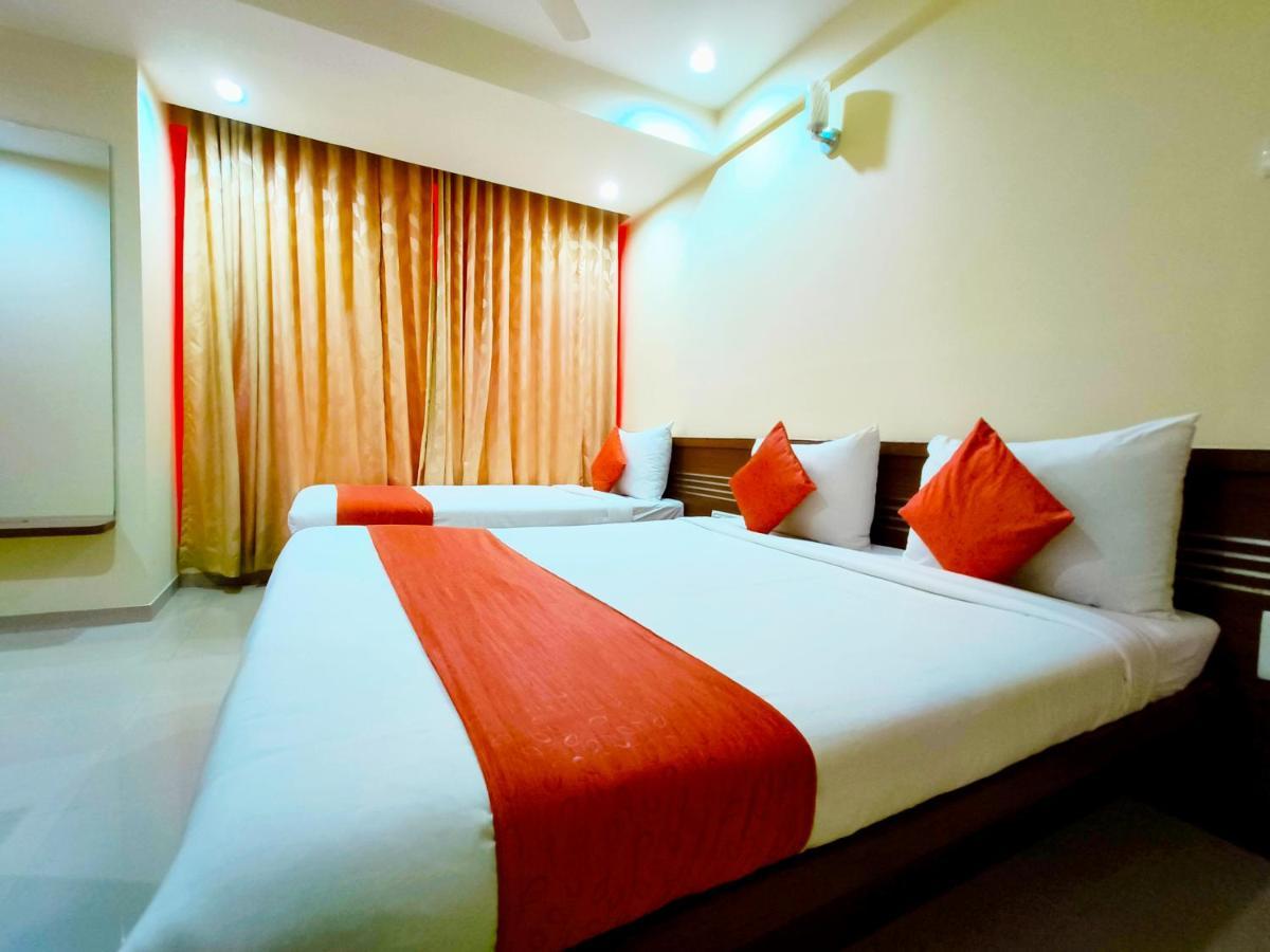 Sai Srushti By Neem Square Otel Shirdi Dış mekan fotoğraf