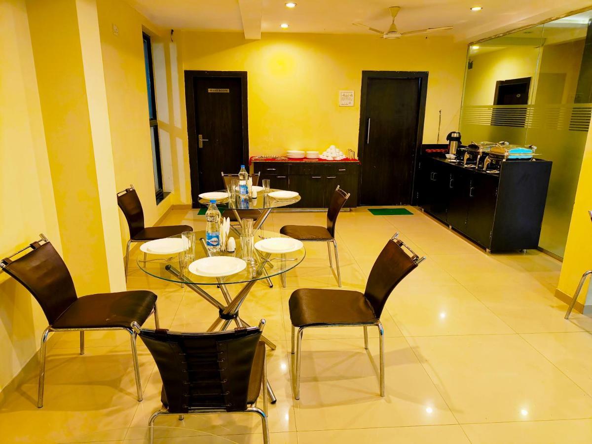 Sai Srushti By Neem Square Otel Shirdi Dış mekan fotoğraf